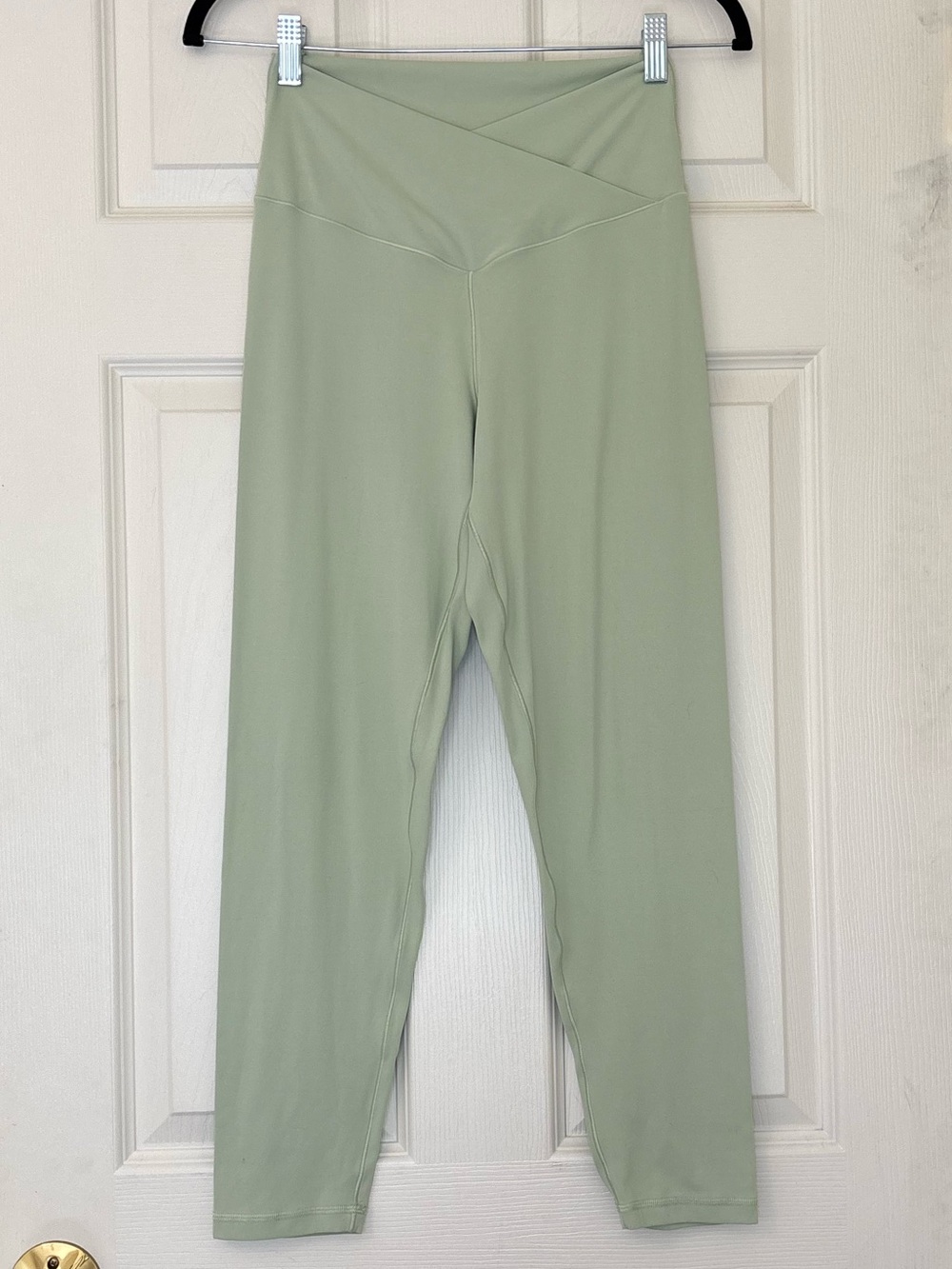 Offline by Aerie Real Me High Waisted Crossover Leggings